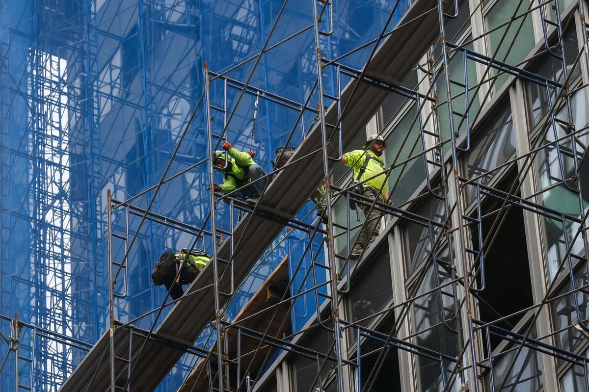 Bond Traders Await Jobs Report to Validate Fed Rate Hike Predictions
