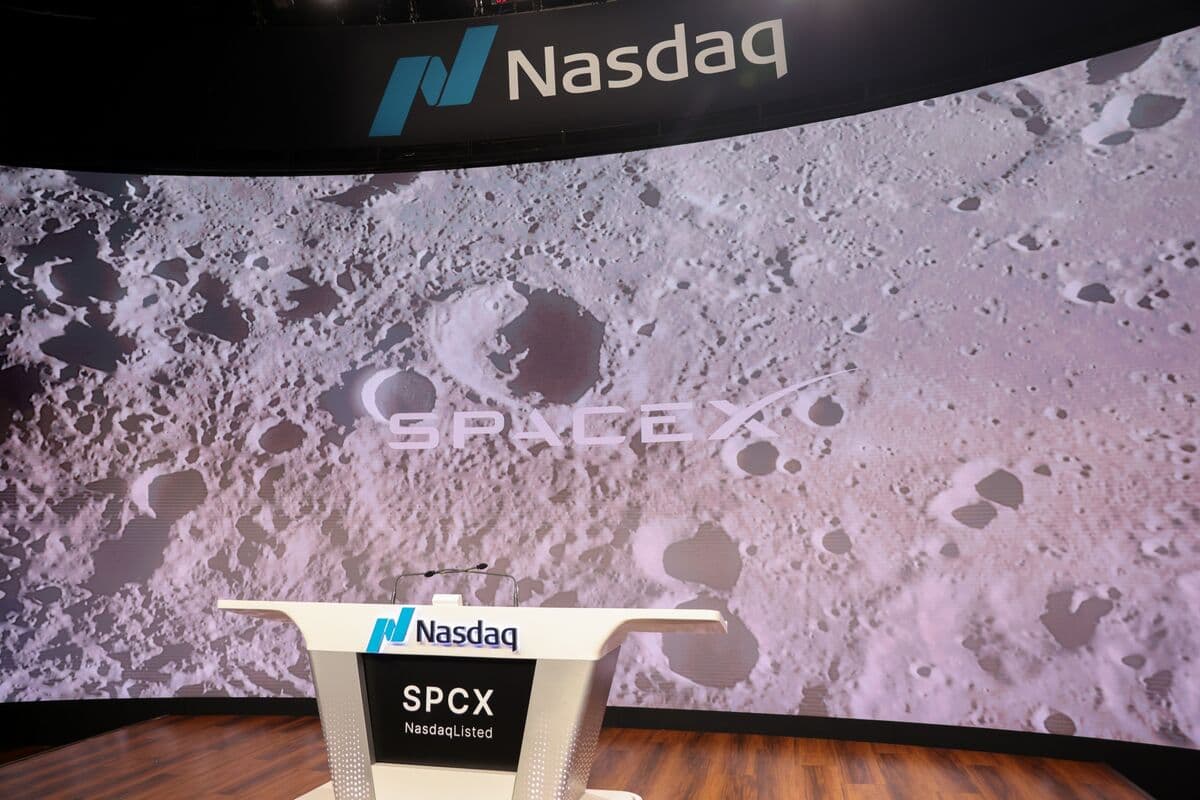 SpaceX's $75 Billion IPO Attracts Over $350 Billion in Investor Demand
