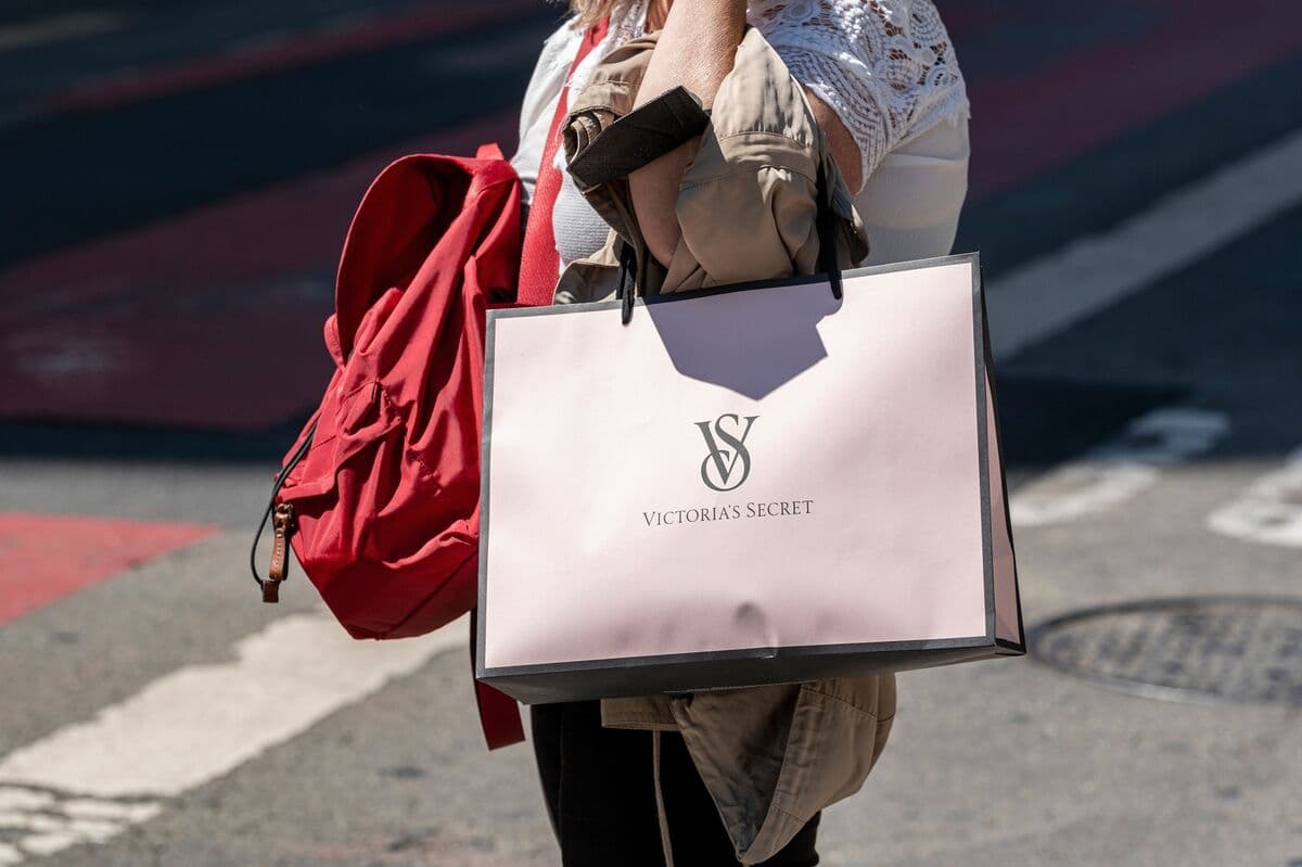 Victoria’s Secret Board Receives Shareholder Approval for All Members