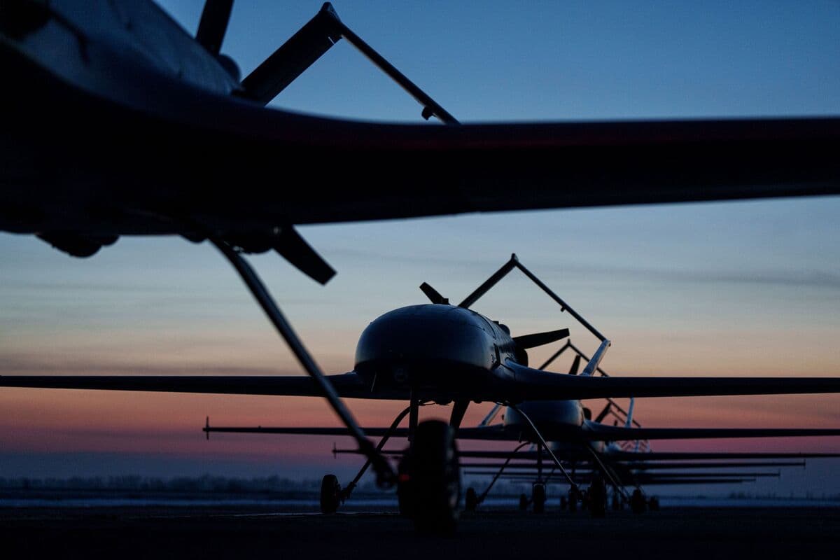 Ukrainian Drones Strike Oil Refinery in Moscow Amid Ongoing Energy Conflict