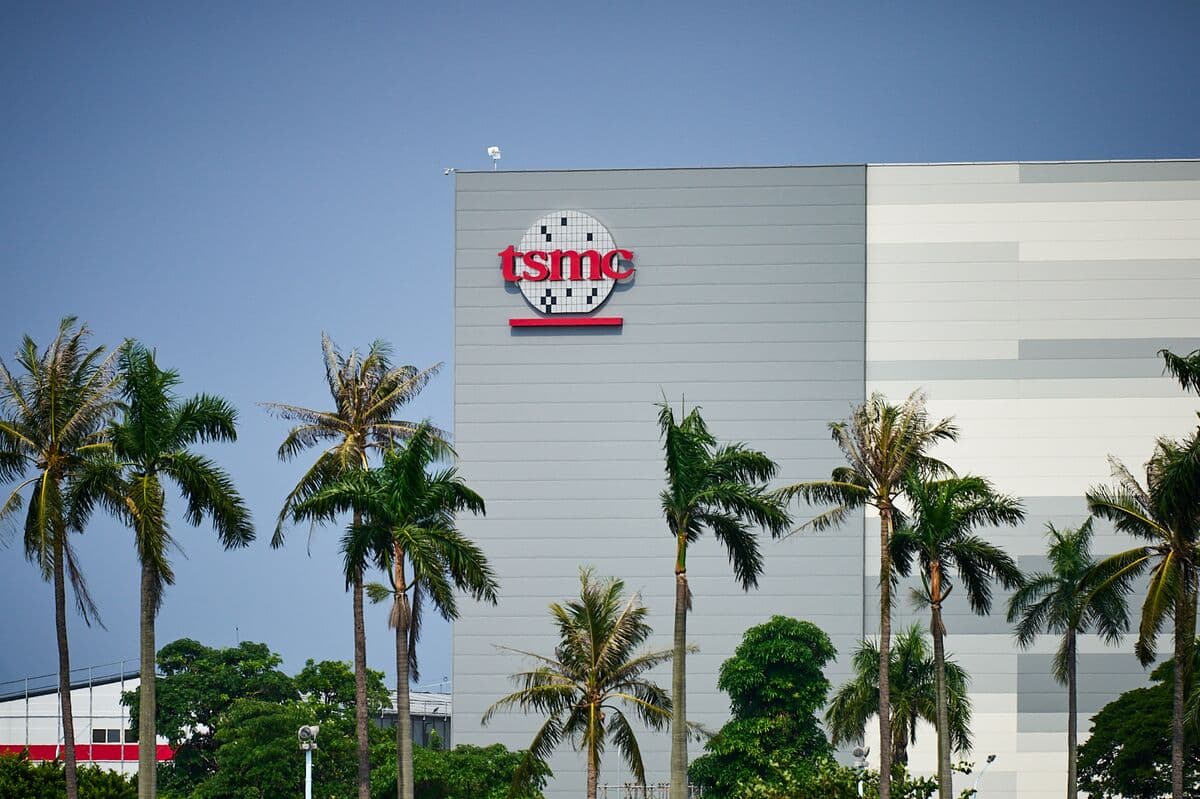 TSMC Reports 30% Increase in Monthly Sales Driven by Strong AI Chip Demand
