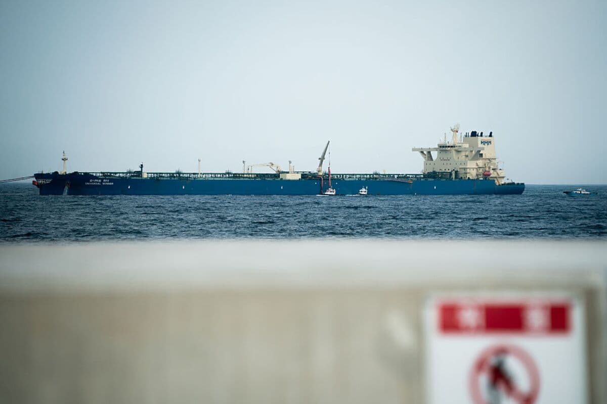 Oil Shipments Through Hormuz Increase by 50% Amid US-Iran Tensions