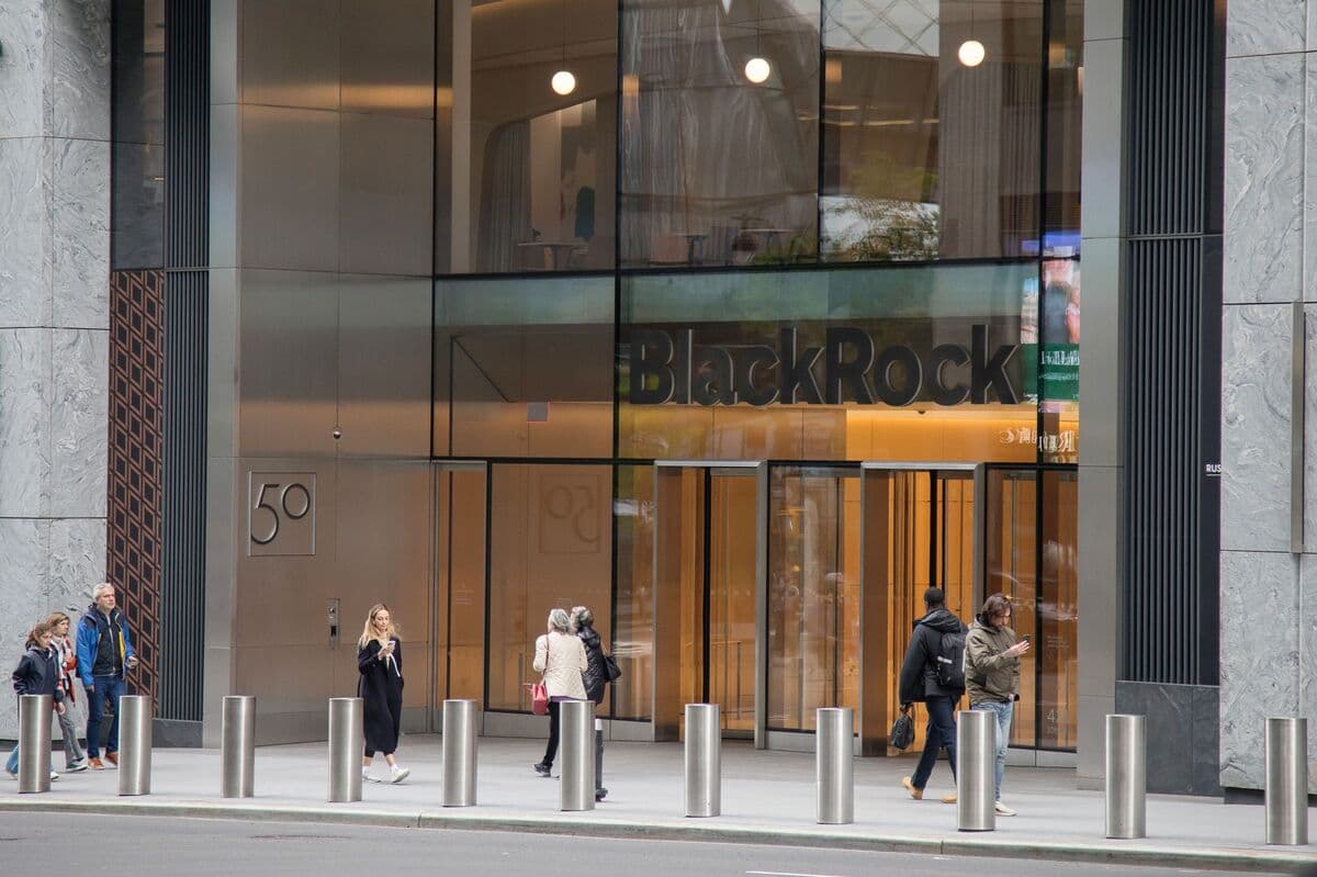 BlackRock Aims to Acquire $5 Billion in SpaceX IPO Shares