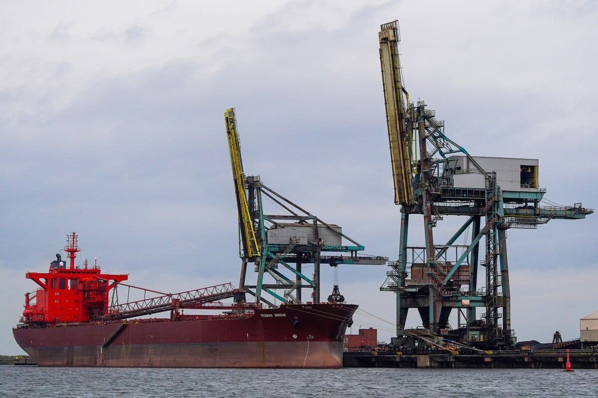 Fertilizer Shipments Remain Delayed Despite Potential Hormuz Reopening