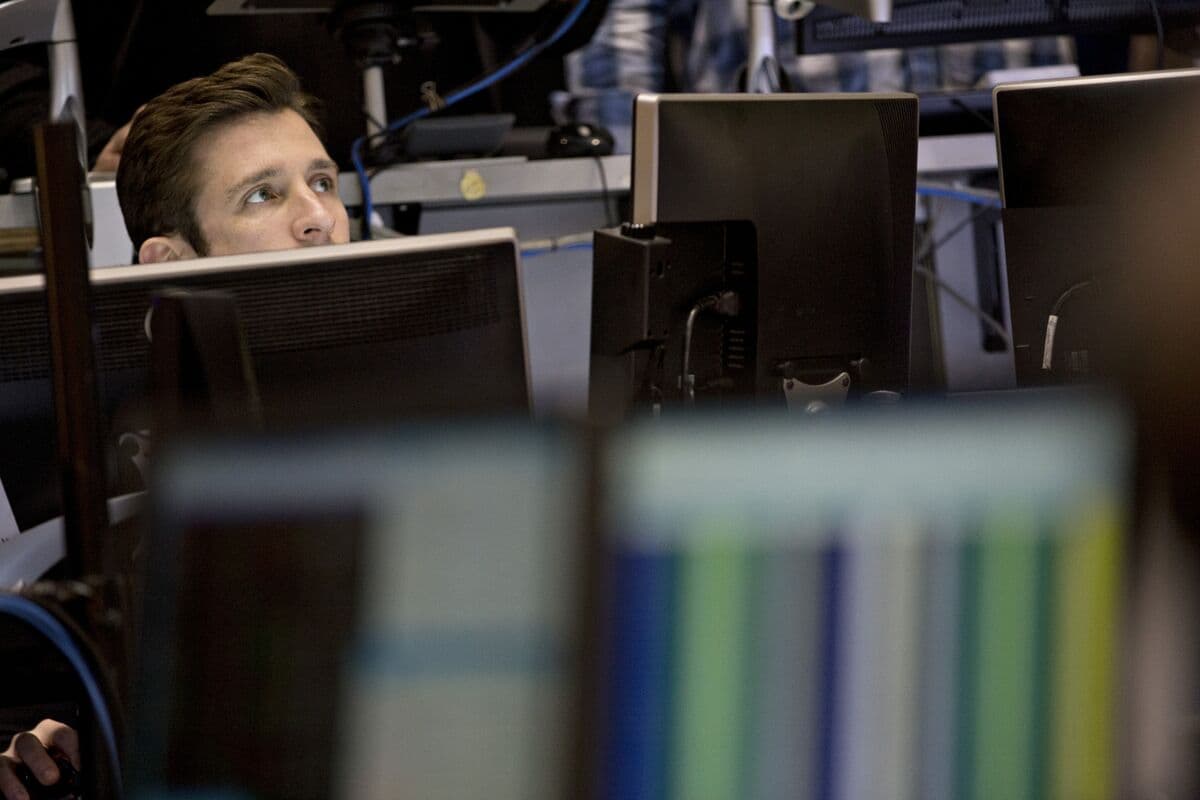 Oaktree Capital Identifies Distressed Investment Opportunities Amid Rising Interest Rates
