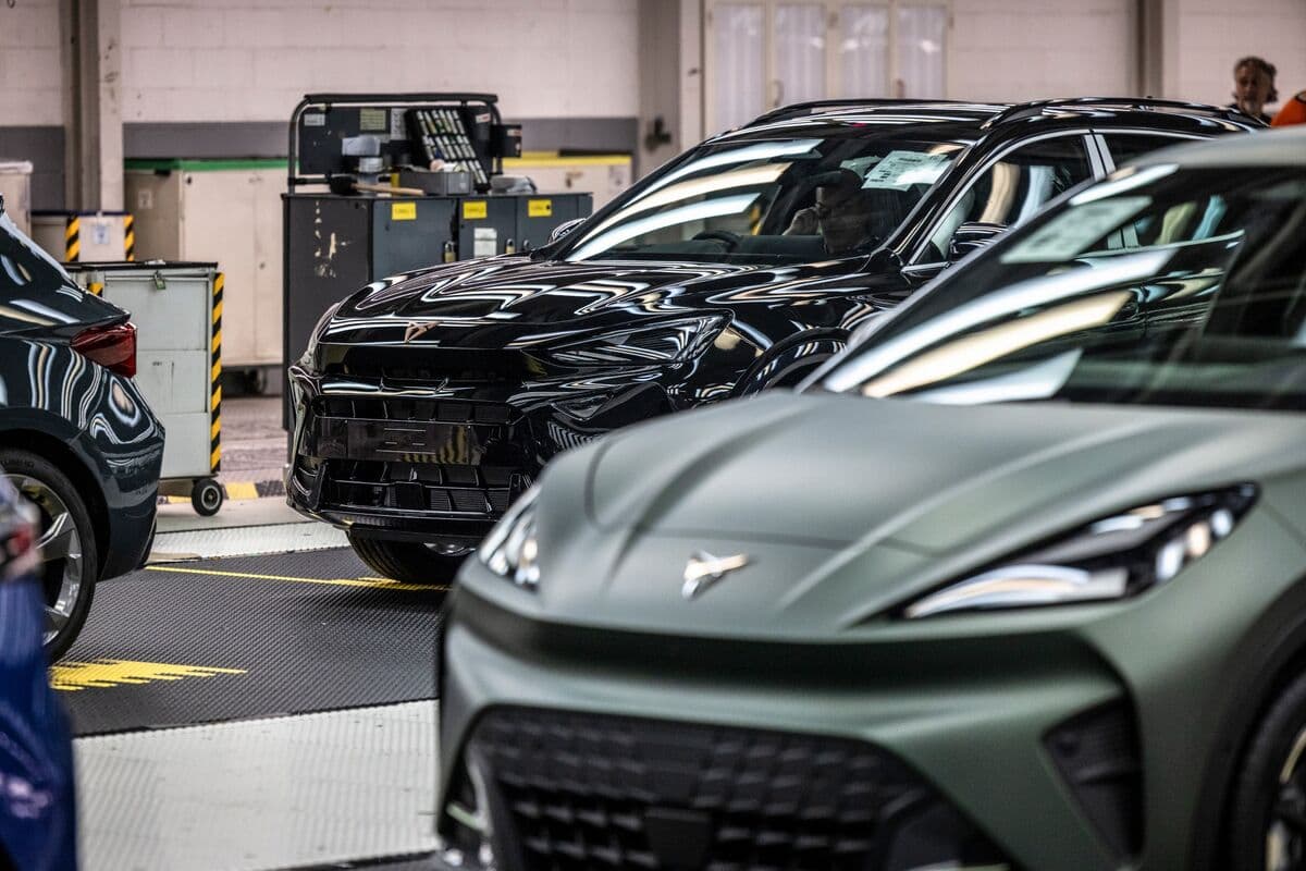 European Automakers Collaborate to Advocate for Local Production Regulations
