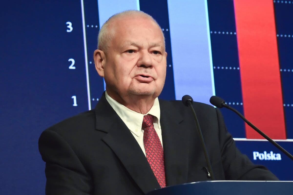 Poland Maintains Interest Rates as Inflation Rate Declines