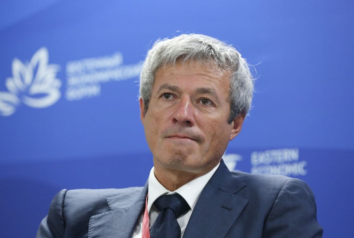 Russia Transfers Ros Agro Assets to State Bank Following Court Ruling