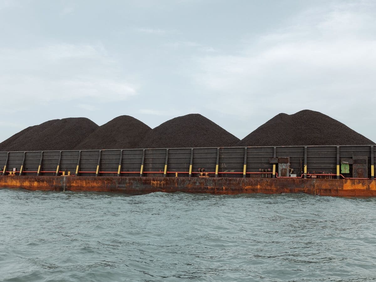 Asia's Coal Prices Hit Highest Level in 22 Months Due to Indonesia's Export Rules
