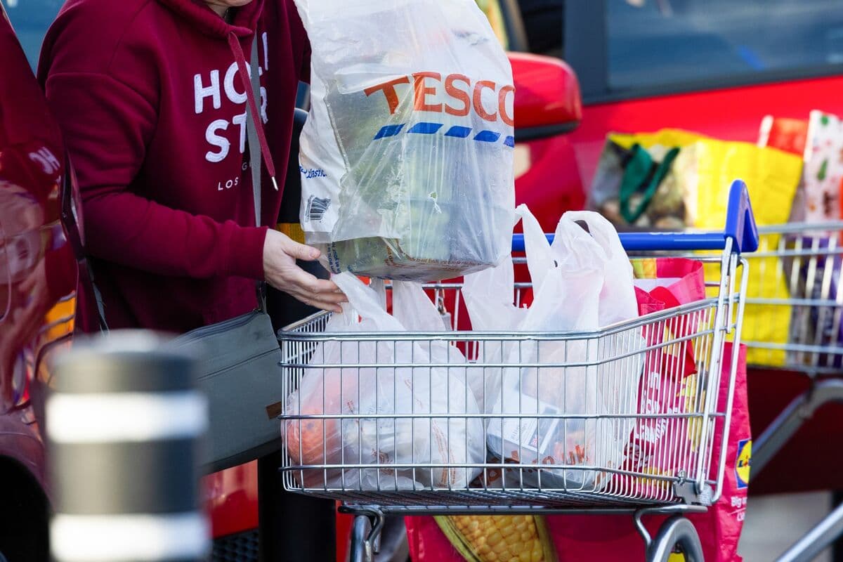 Tesco Reports Lower-Than-Expected Sales Amid Challenging Weather Conditions
