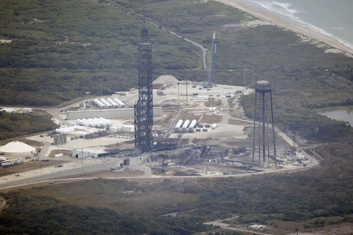 Blue Origin's Launchpad Repair Delays New Glenn Rocket Development