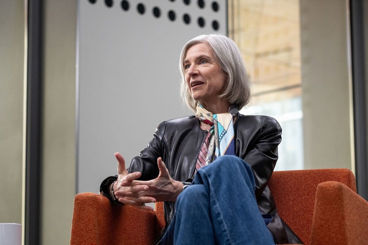 Crispr Inventor Questions AI's Role in Medical Innovation