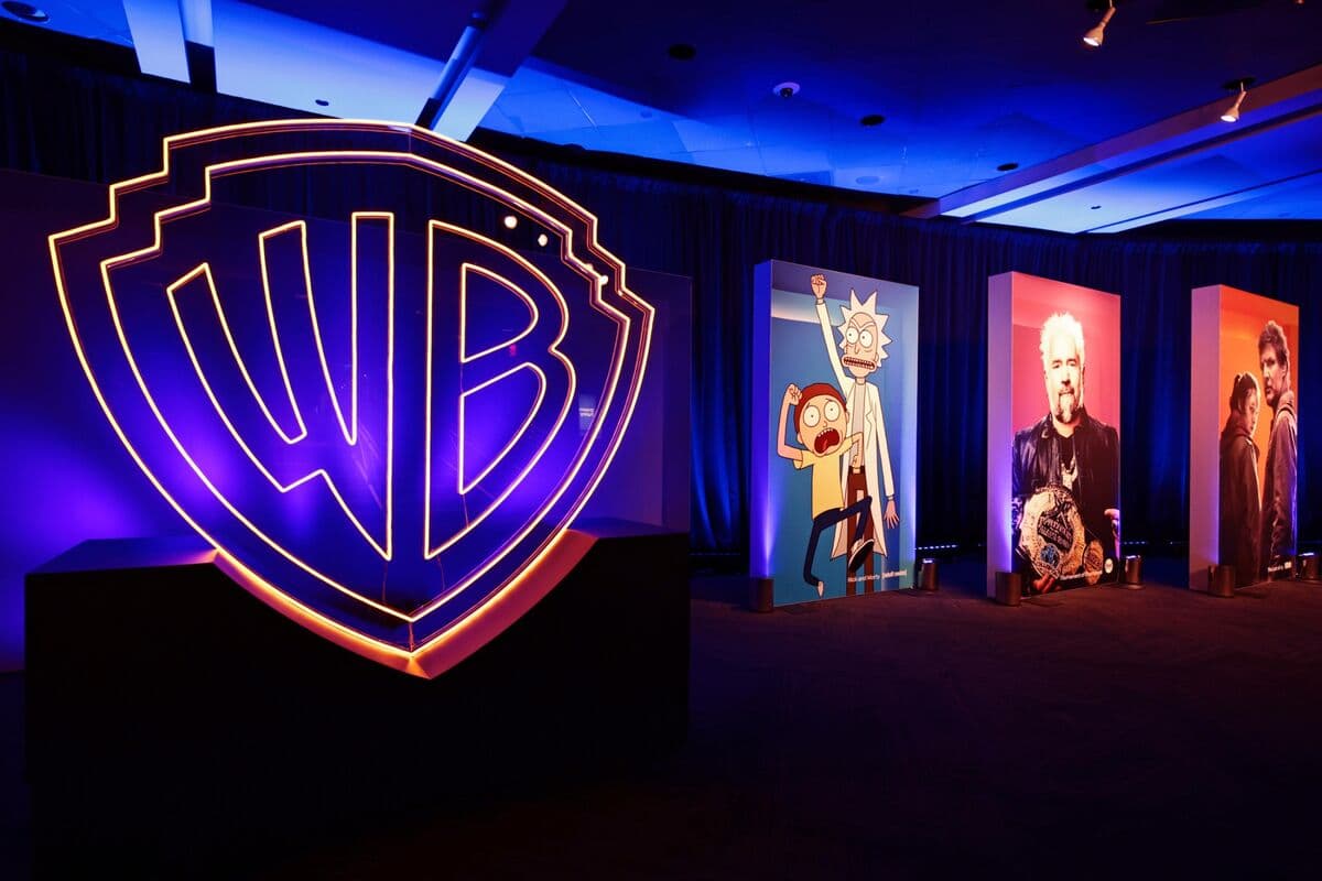 Warner Bros. Adjusts Loan Pricing to $15 Billion Amid Strong Debt Market