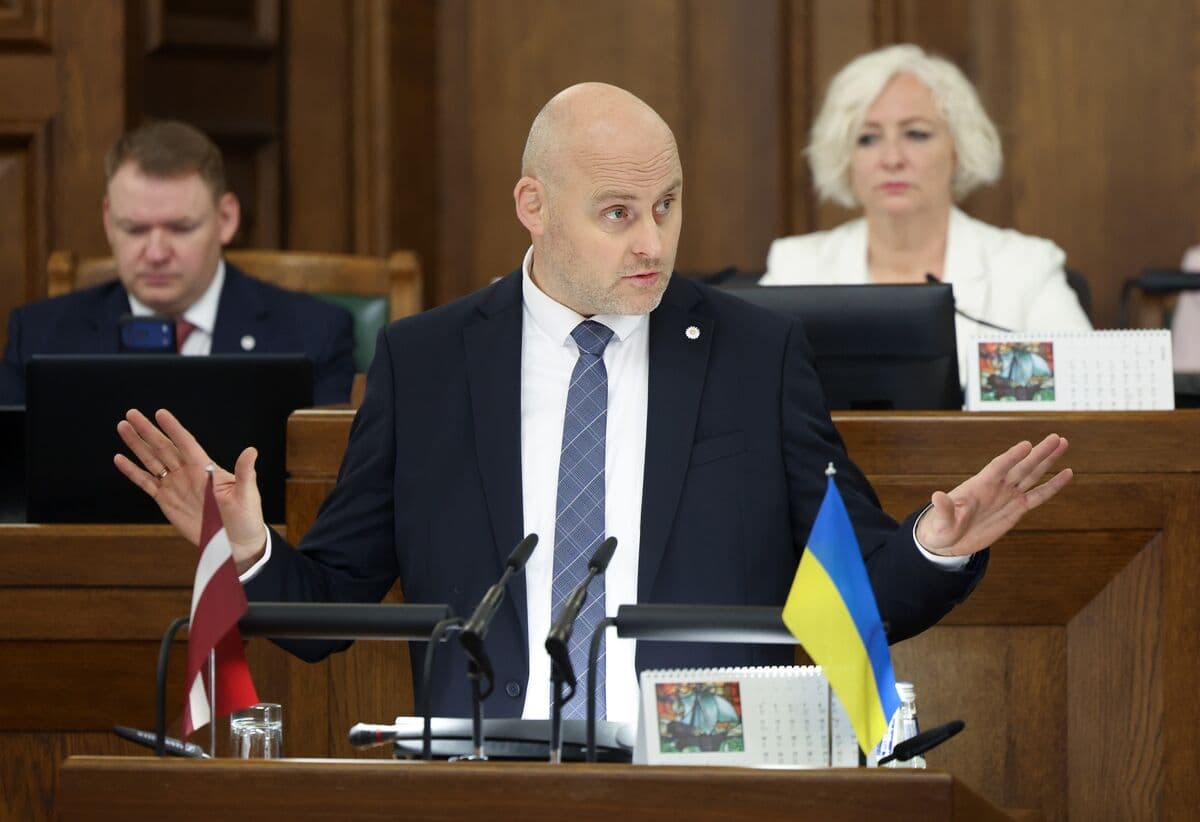 New Latvian Prime Minister Andris Kulbergs Takes Office After Coalition Dispute