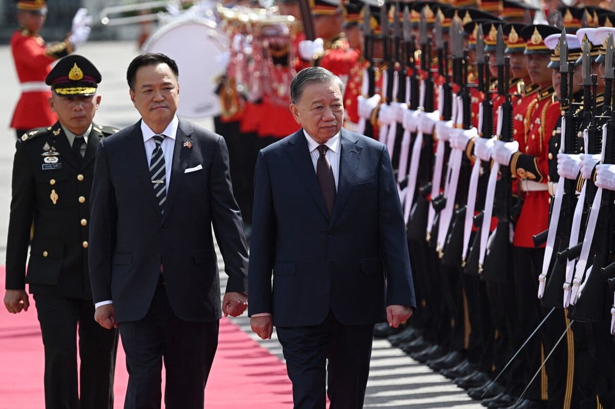 Vietnam and Thailand Strengthen Security and Defense Ties During To Lam's Visit