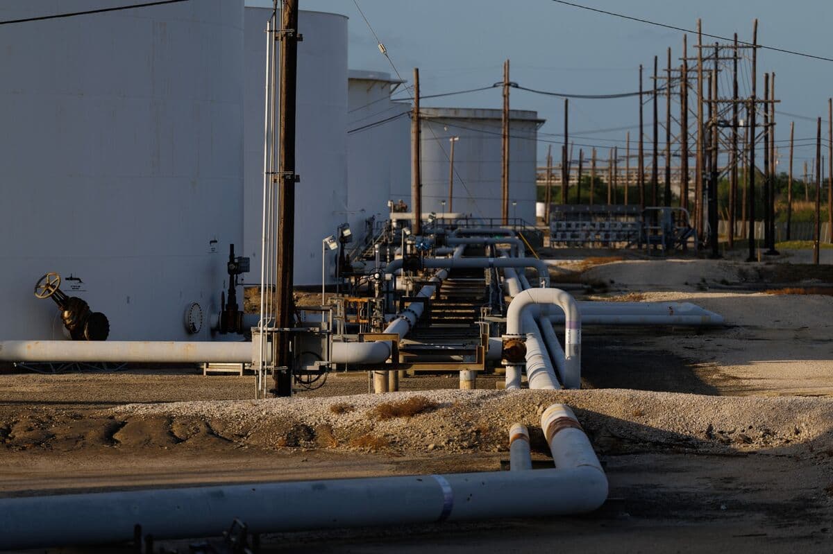 Oil Prices Increase After Hitting Six-Week Low Amid US-Iran Deal Uncertainty