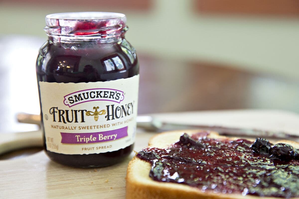 JM Smucker Reports Fourth-Quarter Profit Exceeding Expectations Amid Rising Coffee Prices