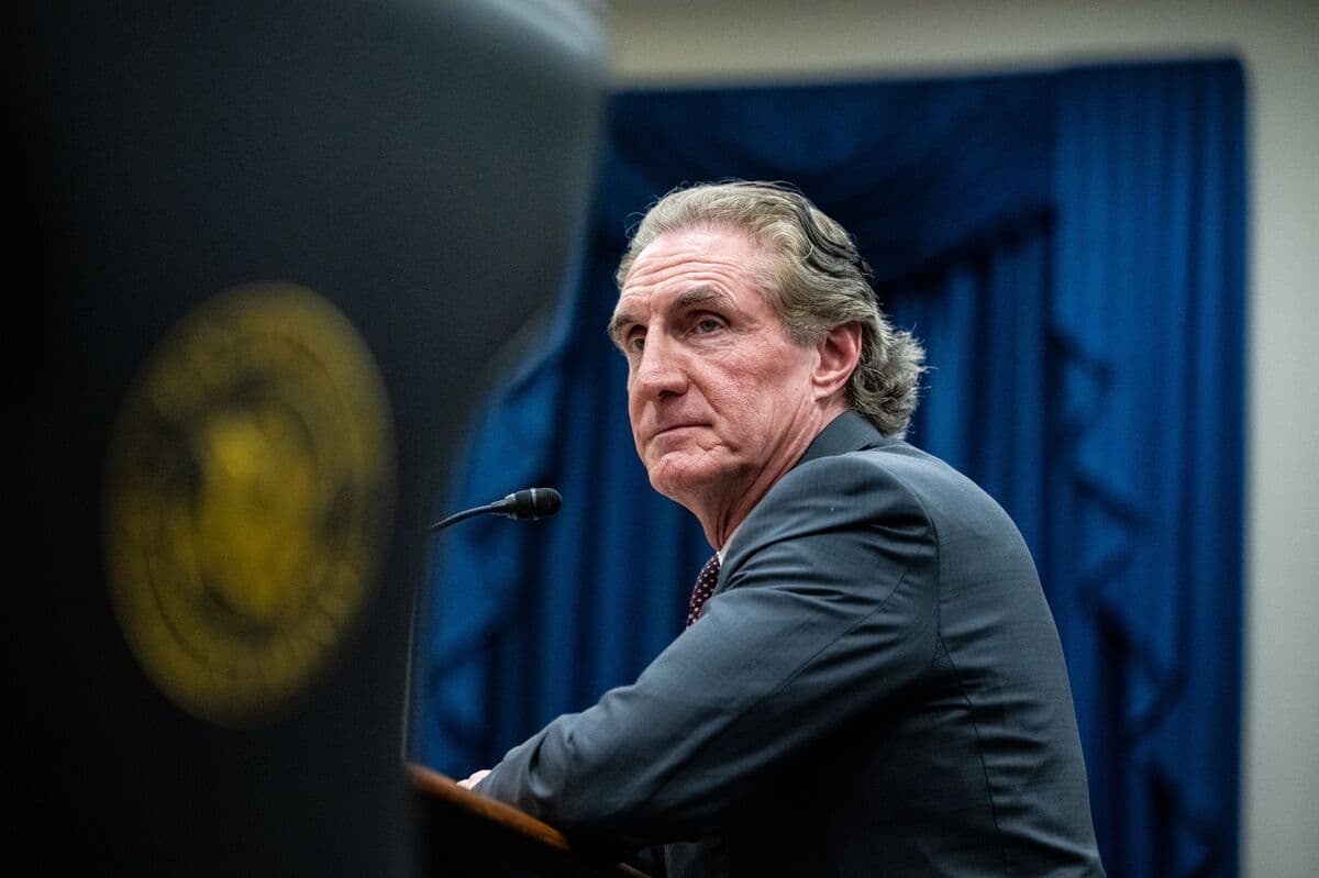 US Forces Escort Oil Tankers Through Strait of Hormuz at Night, Says Burgum