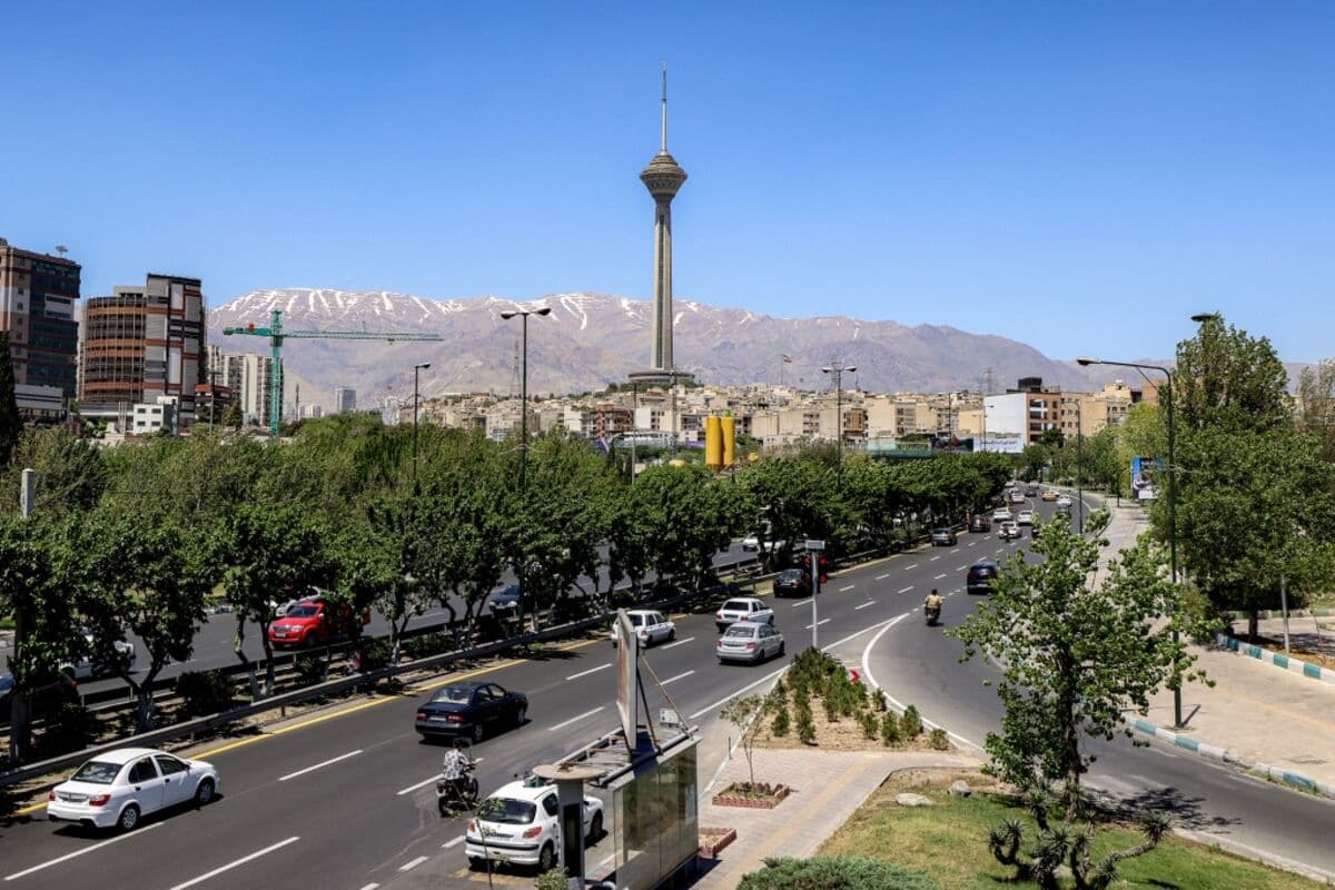 US Futures Rise as Oil Prices Decline Following Iran Peace Agreement