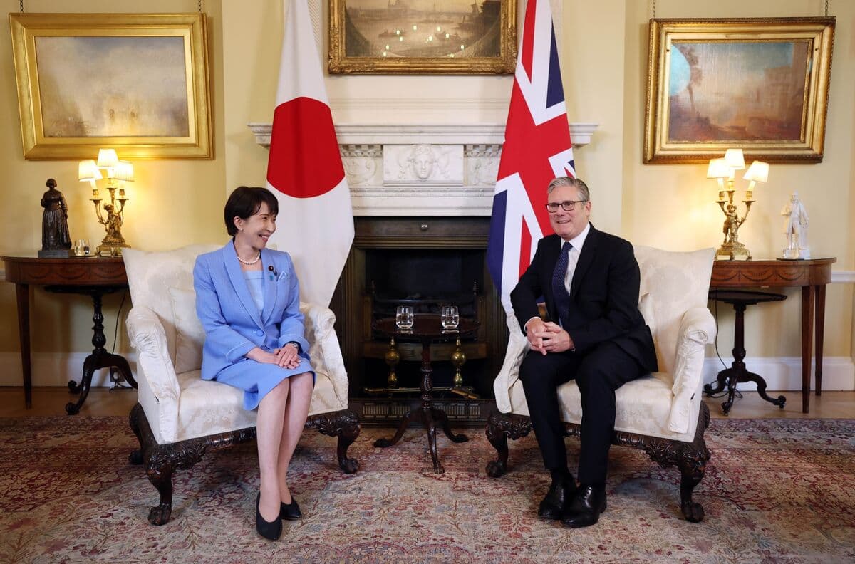 Japan's Takaichi Praises UK Defense Collaboration Amid Jet Program Uncertainty