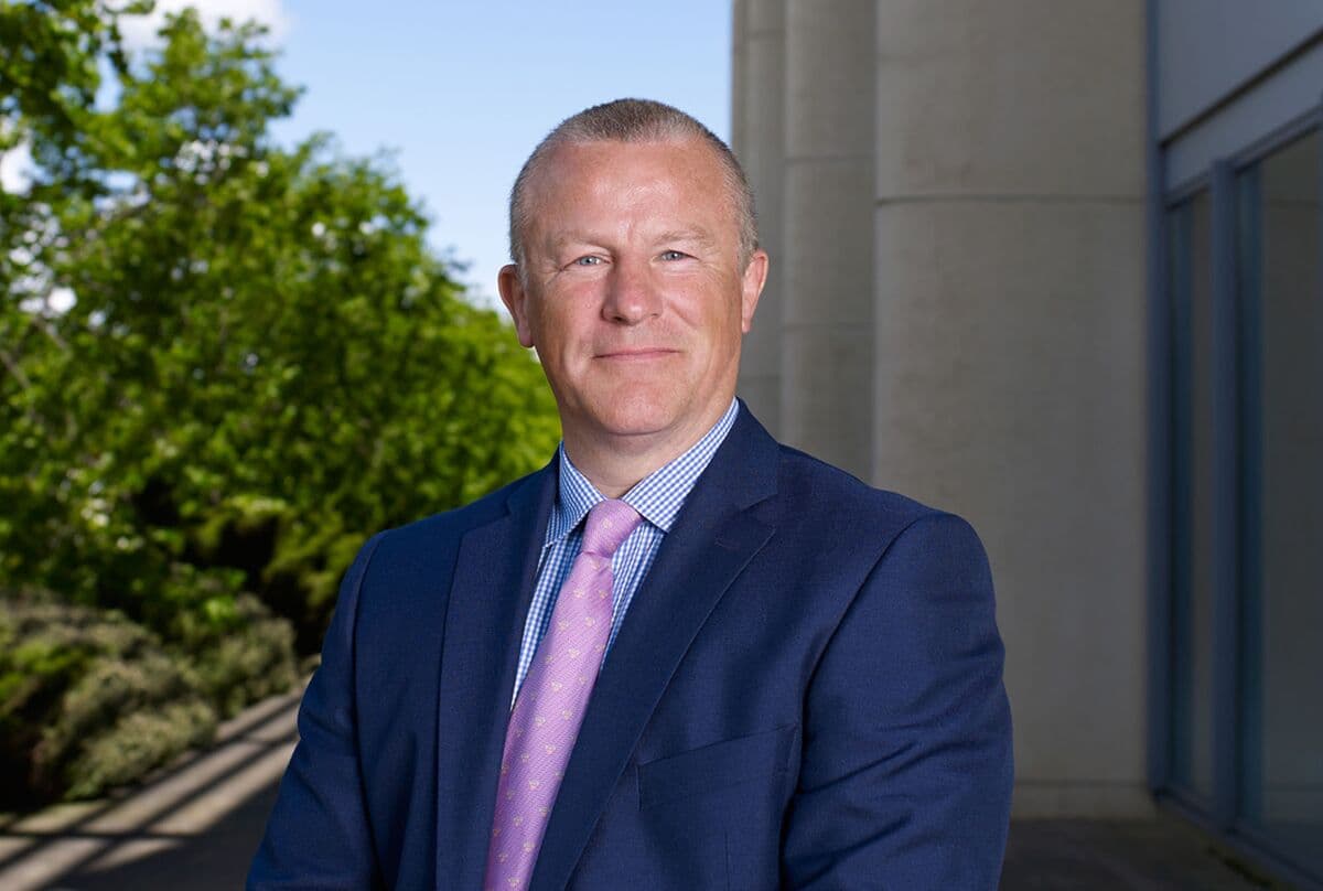 UK Financial Watchdog Files Suit Against Neil Woodford for Unauthorized Investment Advice