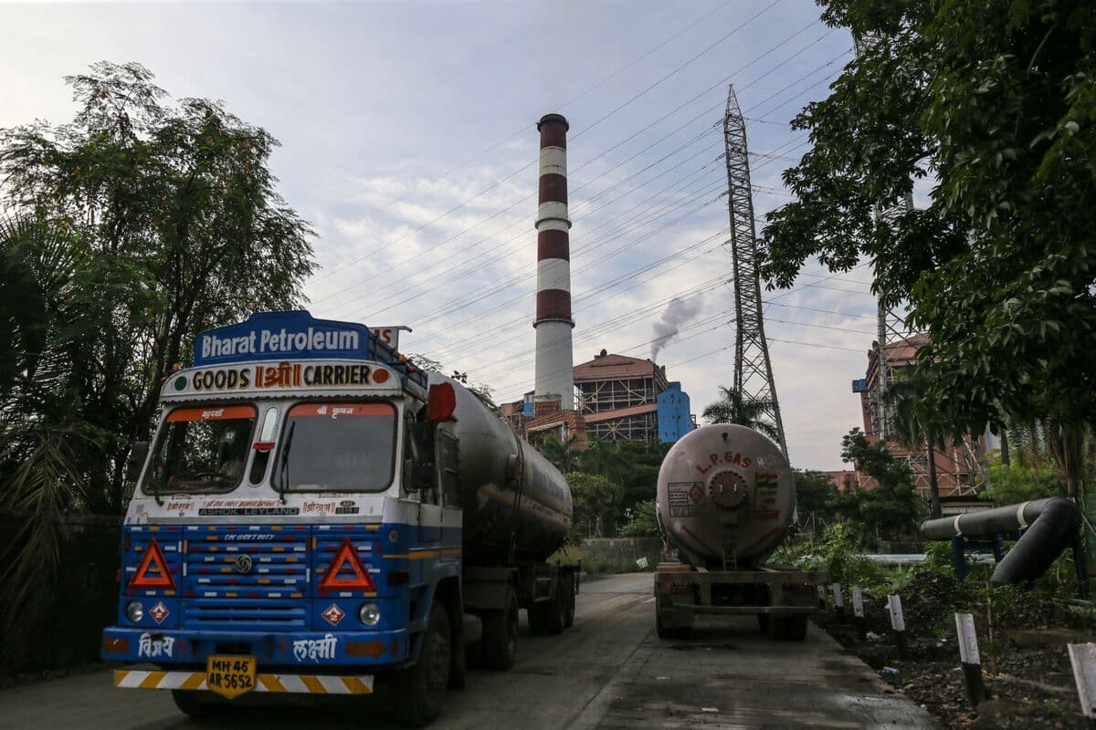 India Considers New Measures to Enhance Foreign Capital Inflows
