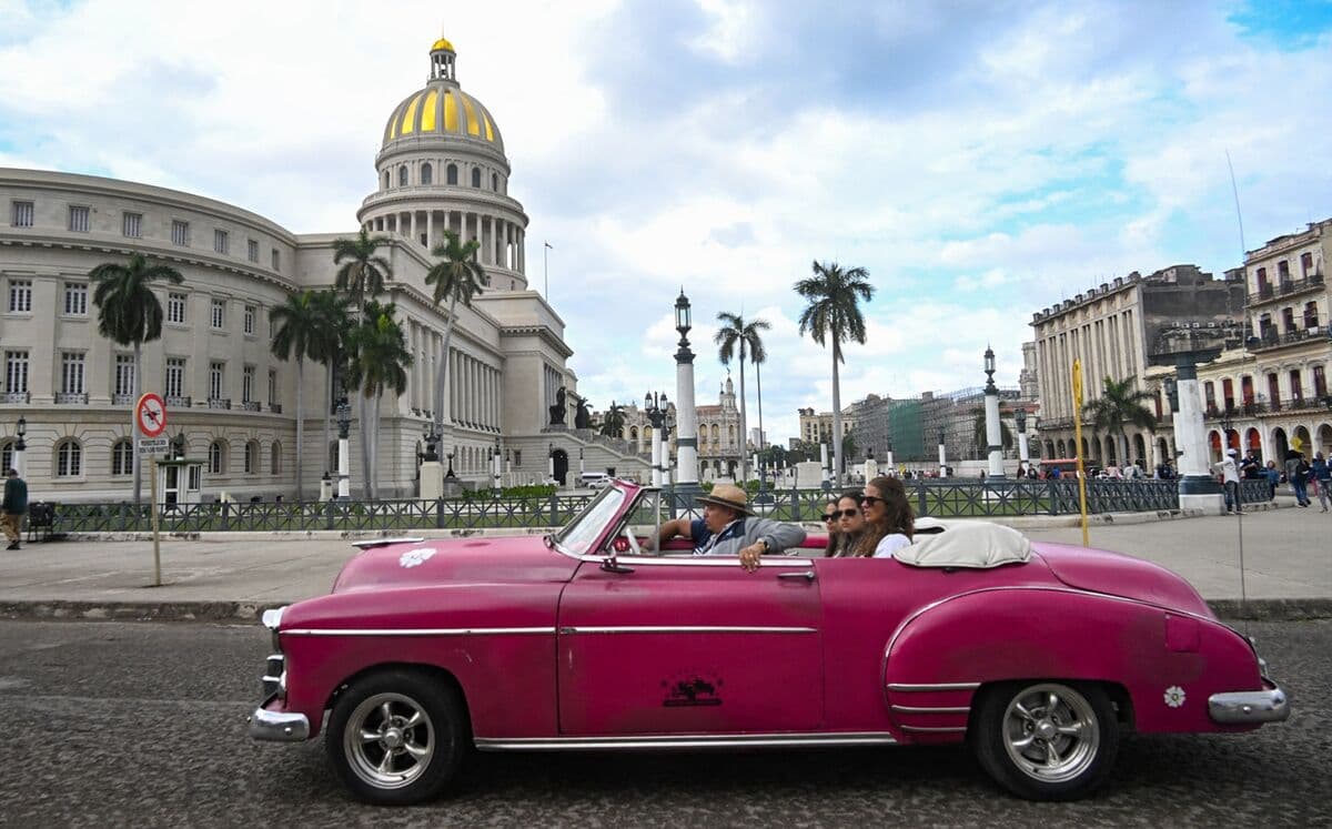 US Imposes New Sanctions on Cuba's Tourism Ministry Amid Ongoing Restrictions