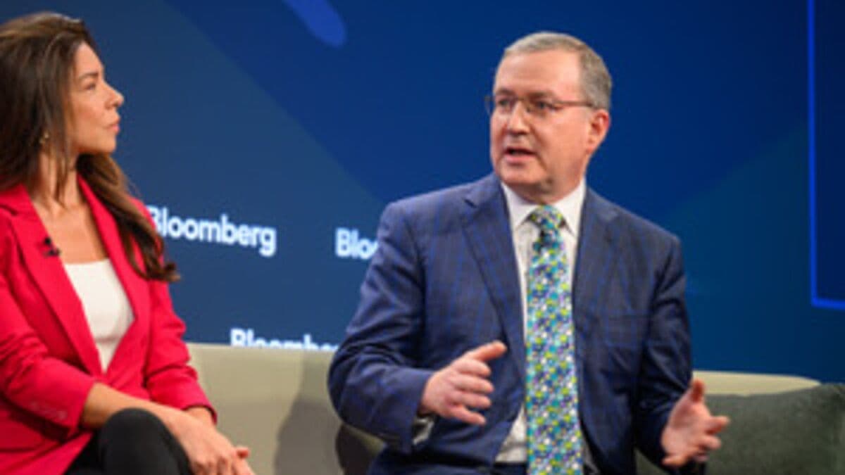 Experts Discuss Investor Sentiment Amid Current Market Conditions