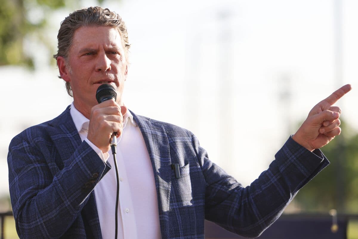 Bo French Defeats Jim Wright in Texas Railroad Commission Runoff