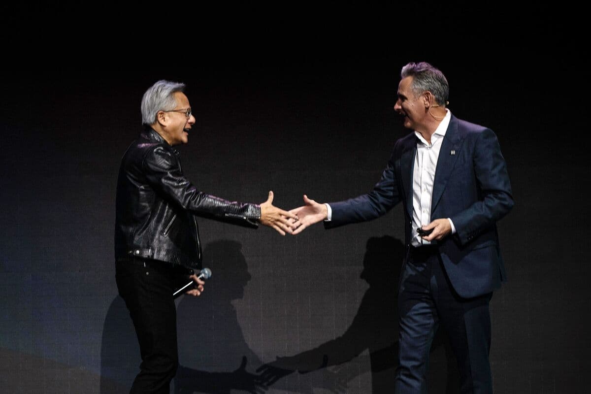 Marvell Technology Shares Rise 26% Following Huang's $1 Trillion Valuation Prediction