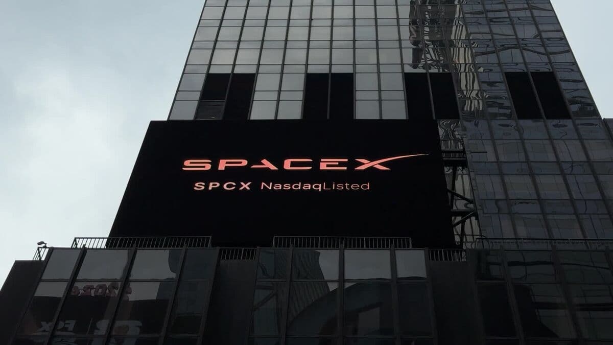 SpaceX Attracts $89 Billion in Demand for First Bond Offering