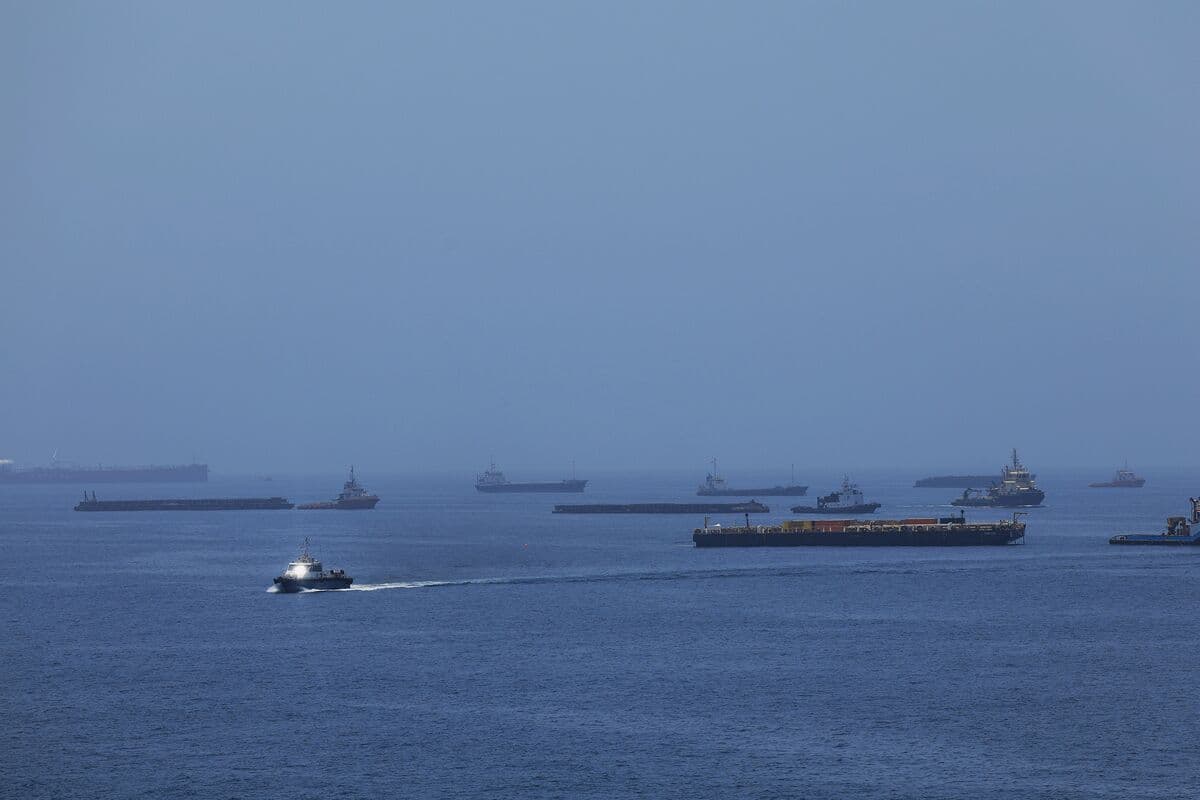 Chubb CEO: Security in Strait of Hormuz Remains Uncertain for Shipping