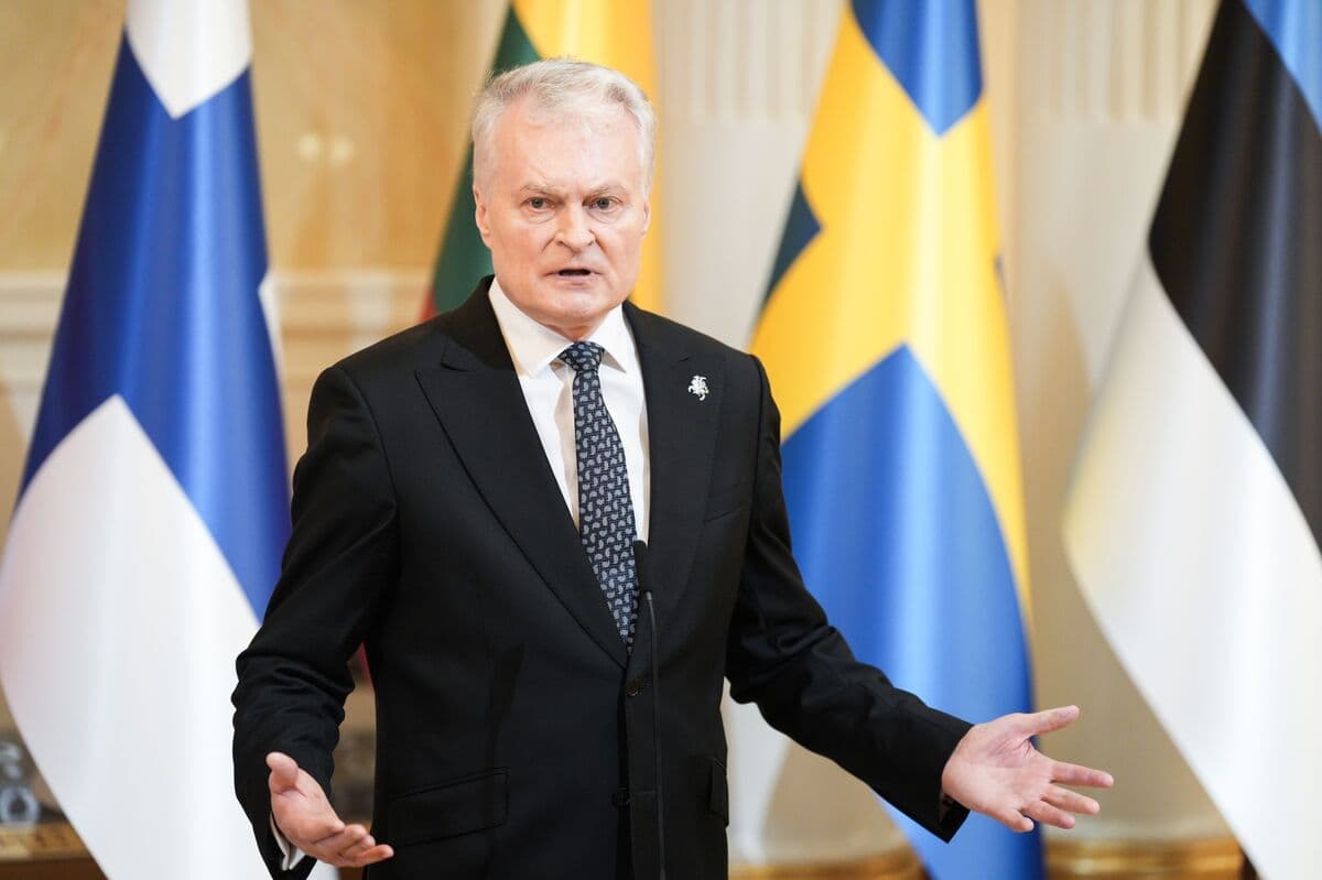 Lithuanian Coalition Collapses After Clash Over Defense Plans