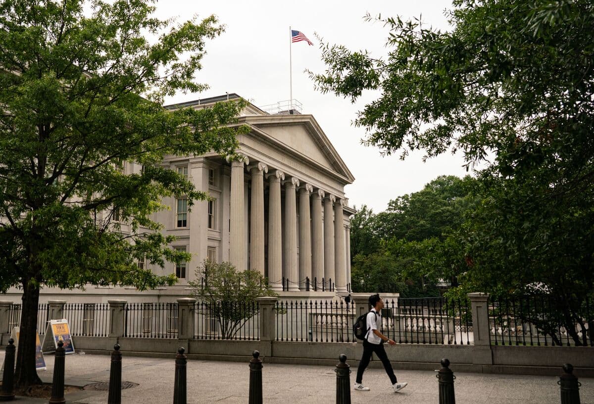 US Treasuries Recover Losses Amid Hopes for Middle East Peace Agreement