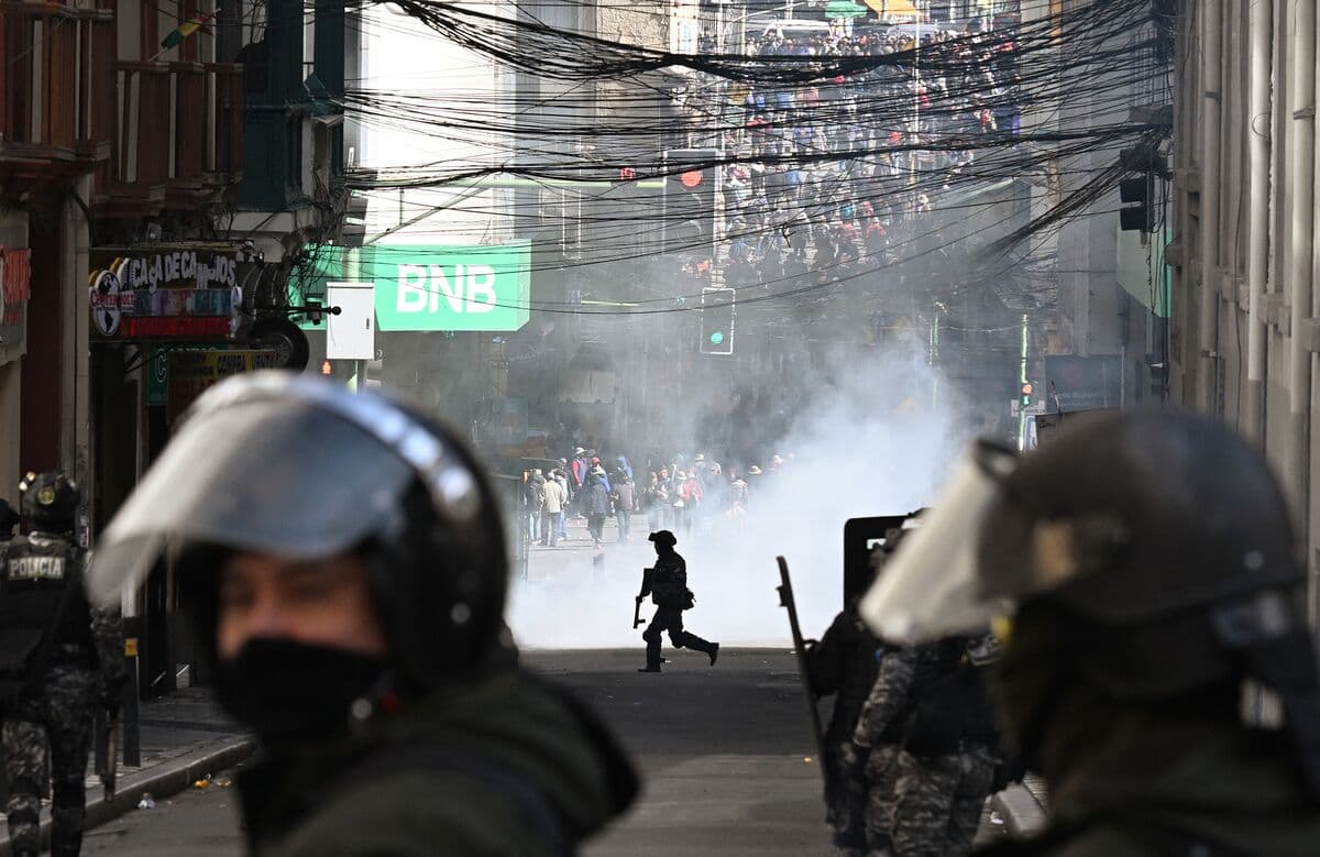 Bolivia Faces Unrest as Protests Impact Sovereign Bonds and Supply Chains