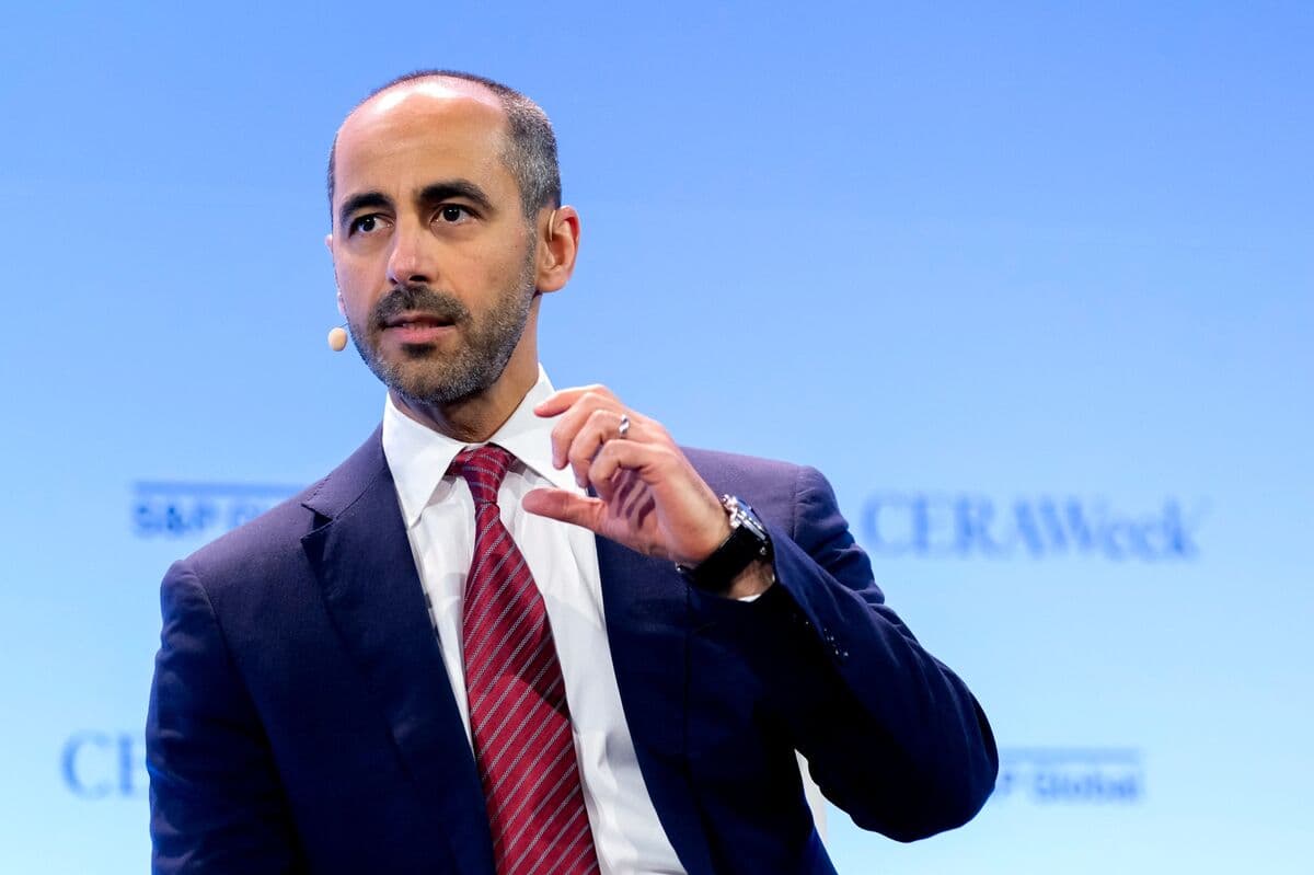 Brookfield and GIP Pursue $7.5 Billion Investment in Kuwaiti Pipeline