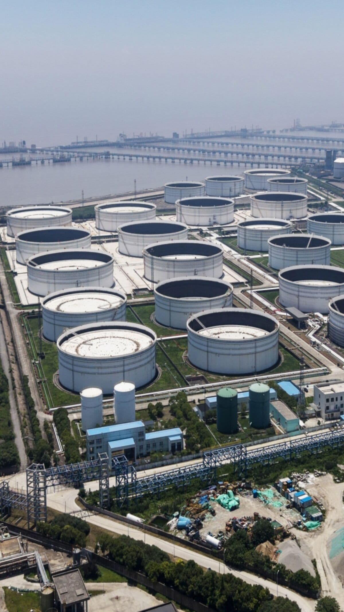 What War in Iran Means for Teapot Oil Refineries in China