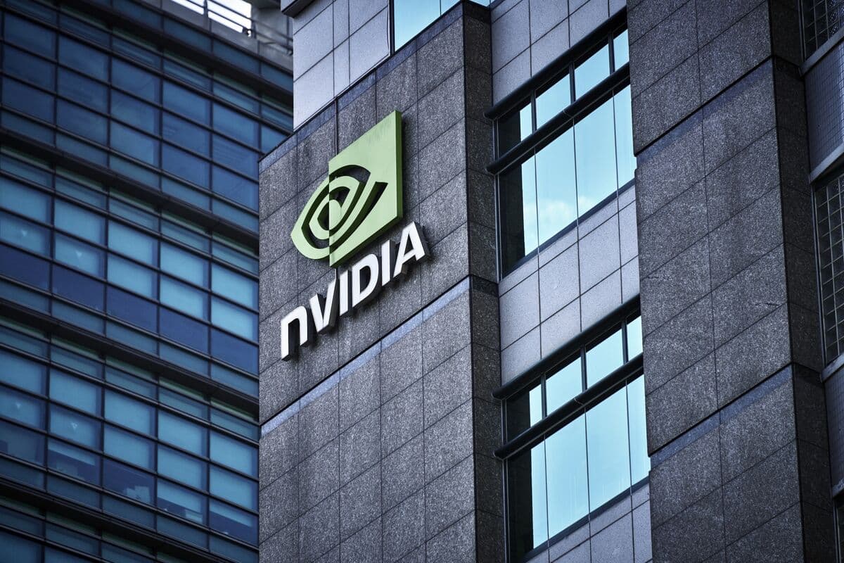 Trump Acquires Shares in Nvidia, Boeing, and Microsoft Amid Major Transactions