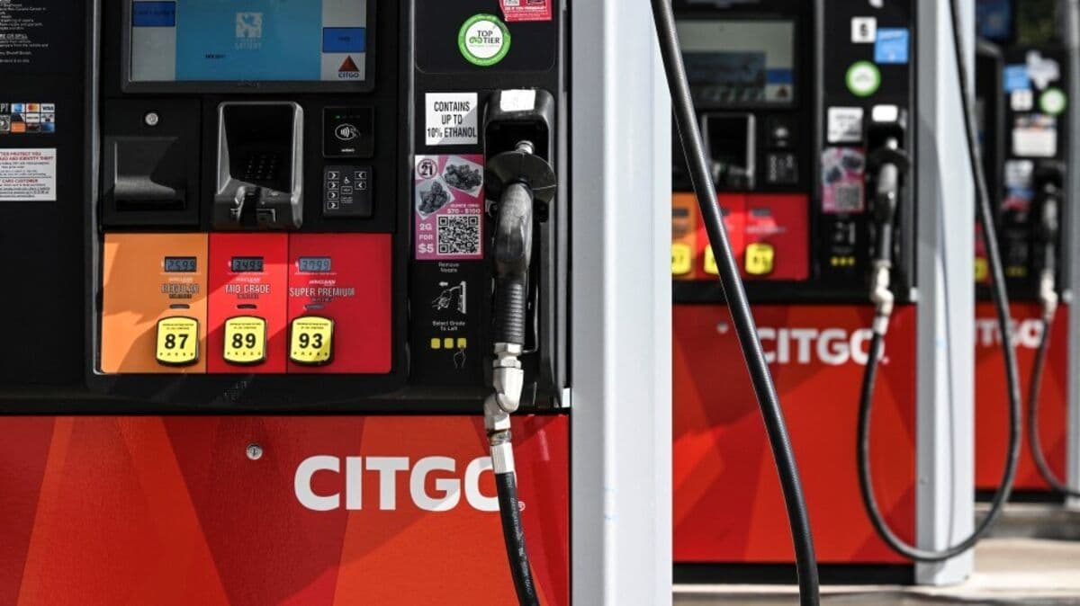 Keeping Gas Prices Below $4 Is Key, Wilbur Ross Says