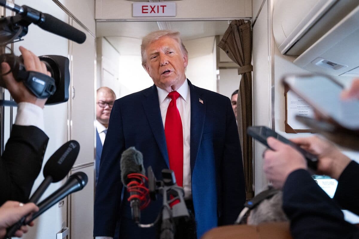 Trump Requests Extension of Spy Powers Amid Leadership Concerns