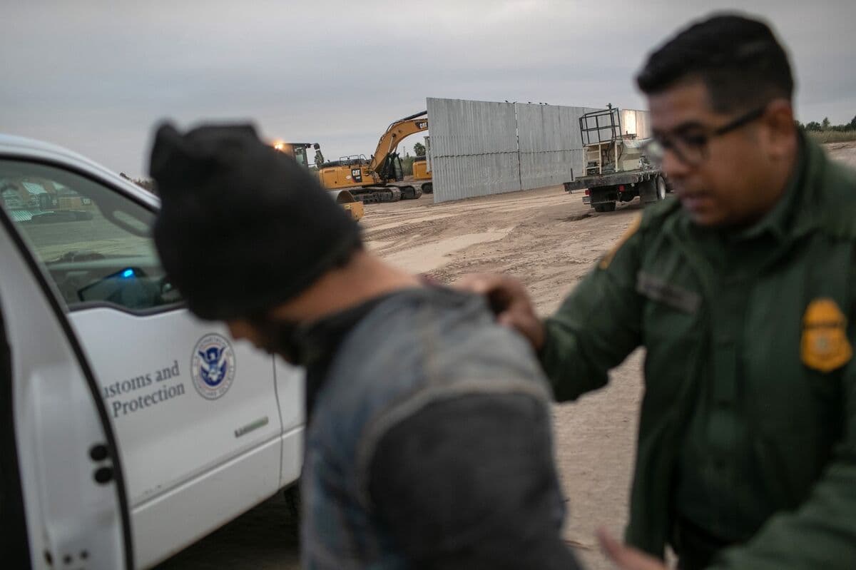Appeals Court Temporarily Lifts Hold on Trump's Rapid Deportation Policy