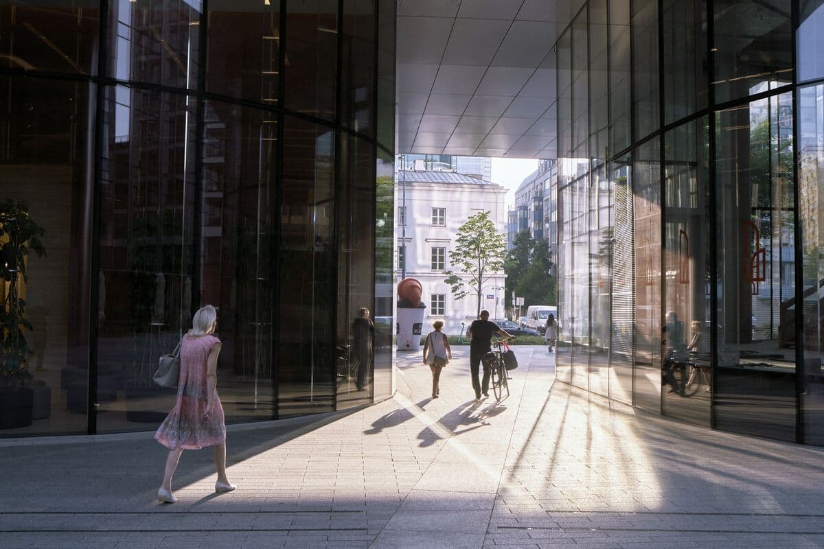 World Bank Projects 12% Economic Growth for Poland by 2035 Due to AI
