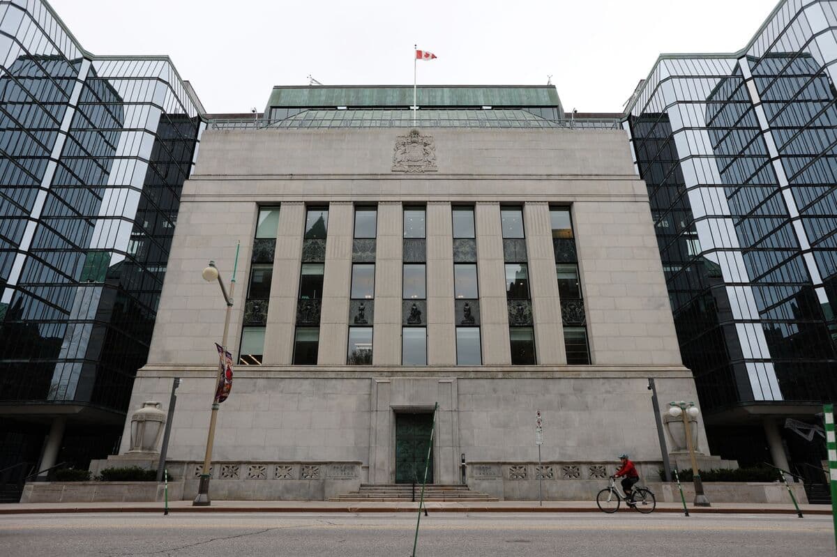 Bank of Canada Cautions Against Jumping to Conclusions on Recession Data