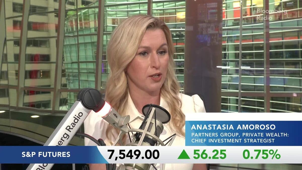 Stocks Rise Alongside Bonds as US-Iran Agreement Pressures Oil Prices