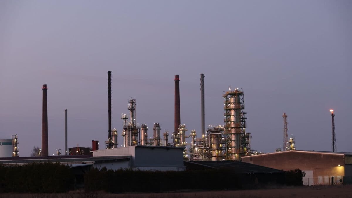 Oil Prices Rise Amid Uncertainty Over Iran's Uranium Enrichment