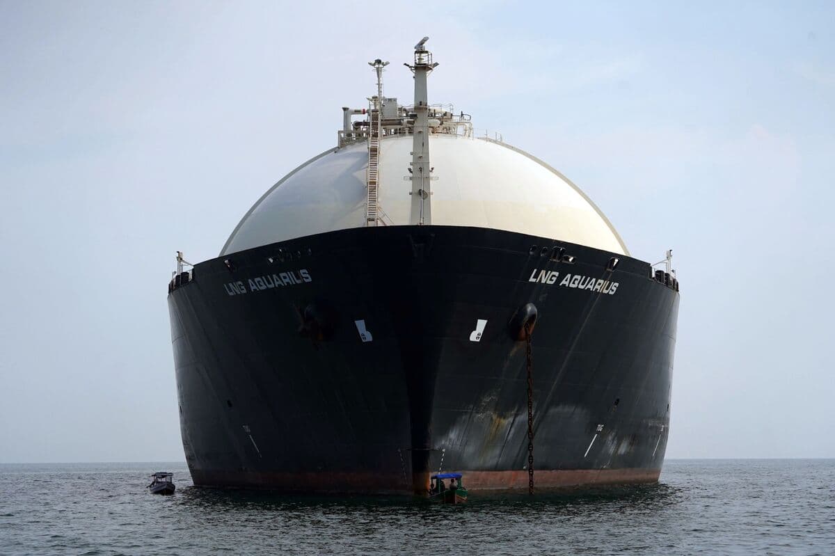 Persian Gulf LNG Exporters Implement Shadow Fleet Strategies
