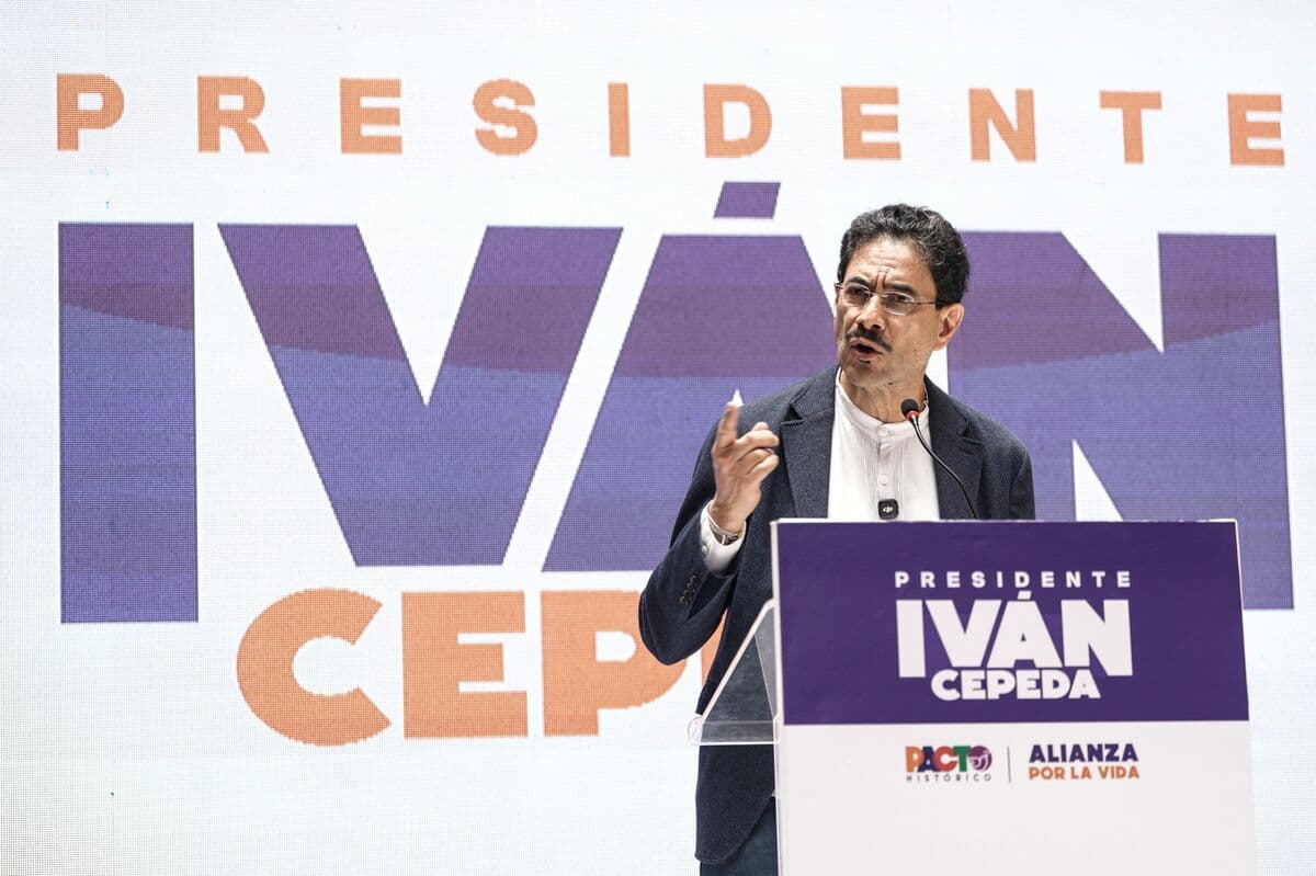 Son of Assassinated Communist Leader Disturbs Markets Before Colombian Election