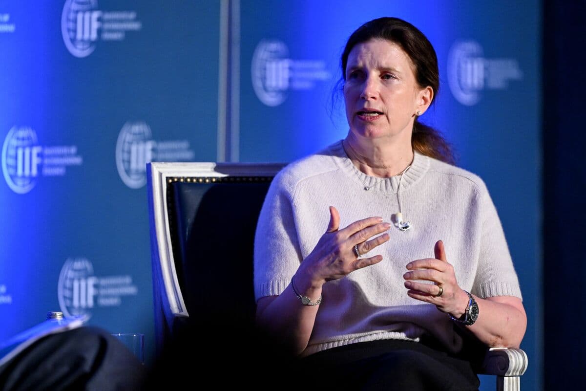 Commerzbank CEO Projects AI to Save €350 Million by 2030