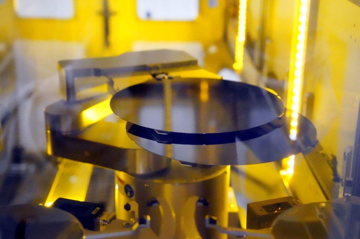 Mubadala Plans $1.91 Billion Sale of GlobalFoundries Shares