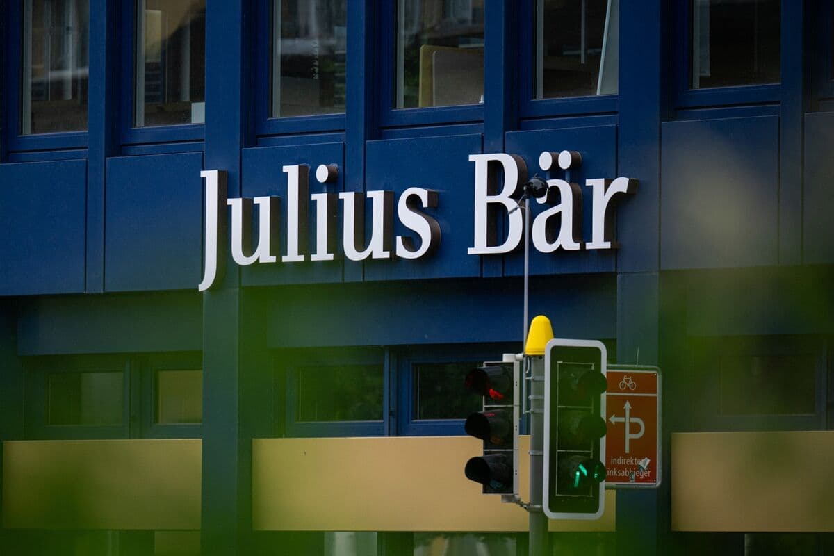 Julius Baer Anticipates Significant Increase in First-Half Profit